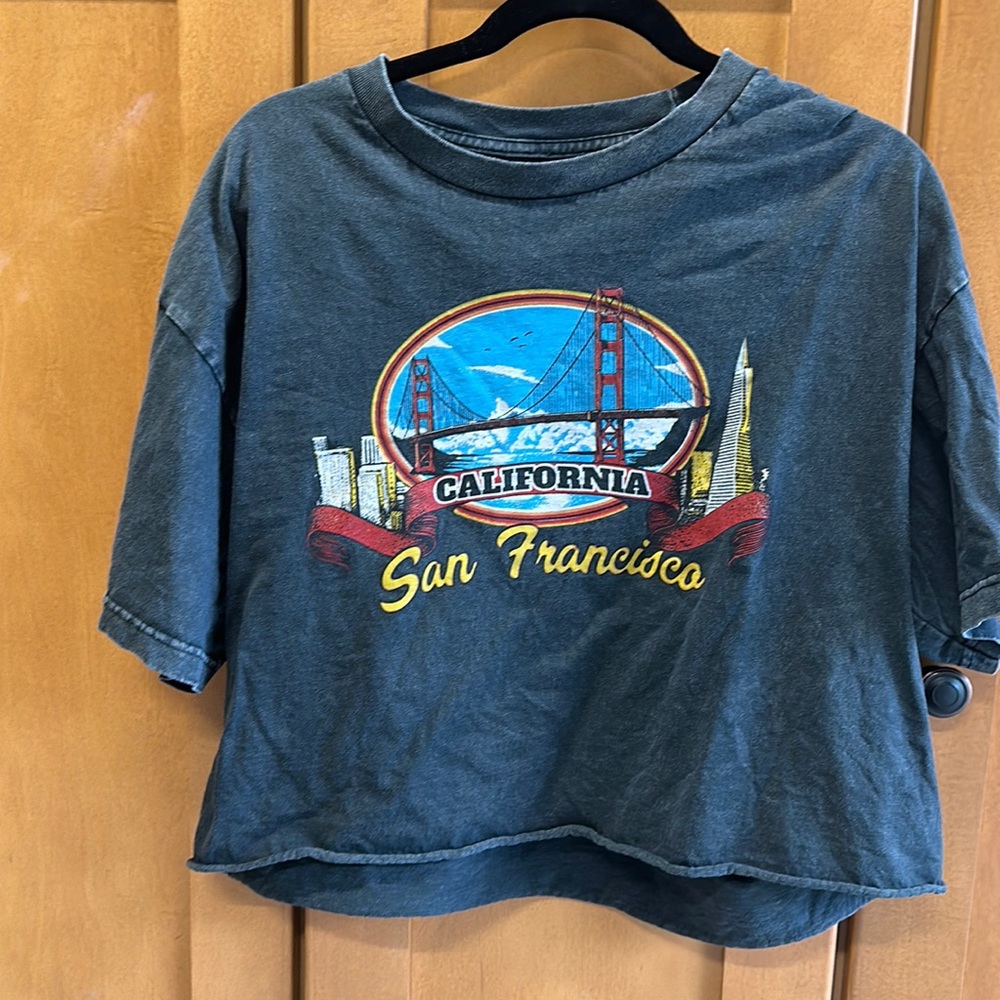 Cropped T